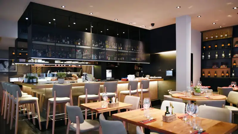 Obica Mozzarella Bar · STILL 3